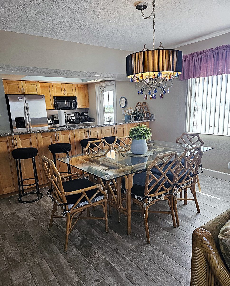 11-2025-dining-and-kitchen-