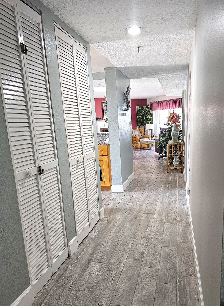 11-2025-hallway-to-lvrm-