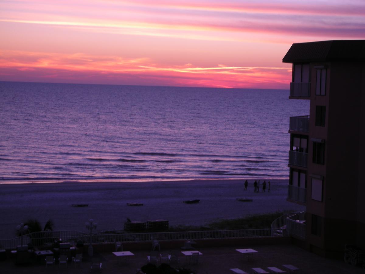 2502-views-from-balcony-4
