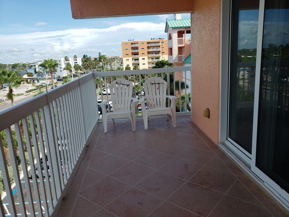 3rd-balcony-off-of-mstr-bdrm