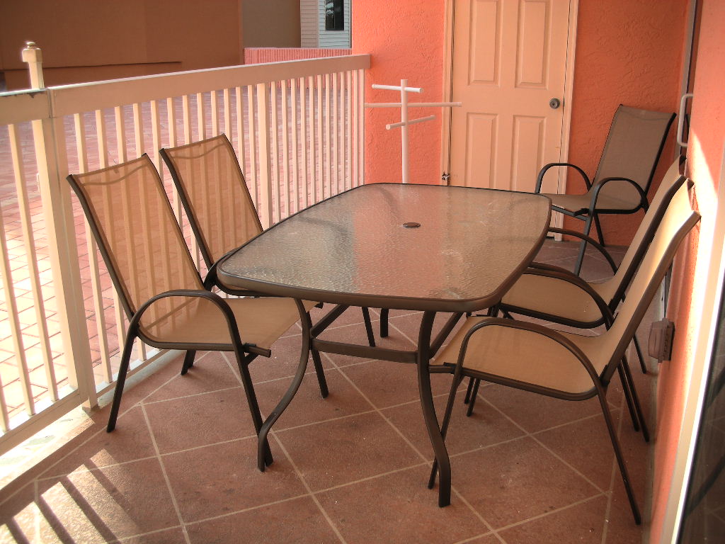 BC-2104-patio-5