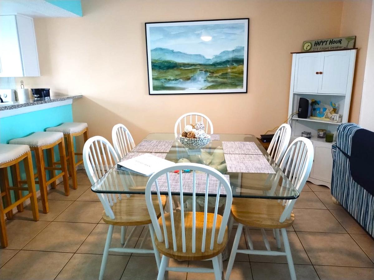 DINING-AREA