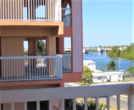 bdrm-balcony-view