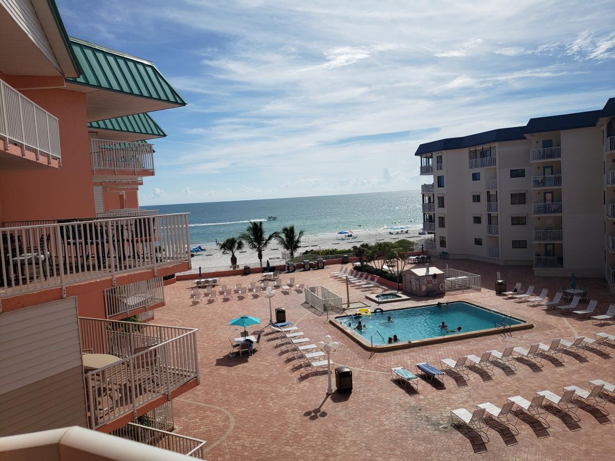 view-from-pool-balcony