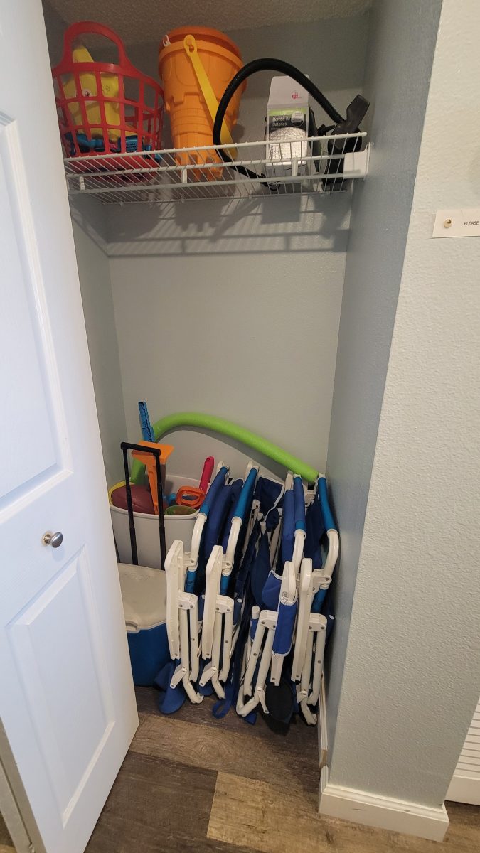 3-beach-closet