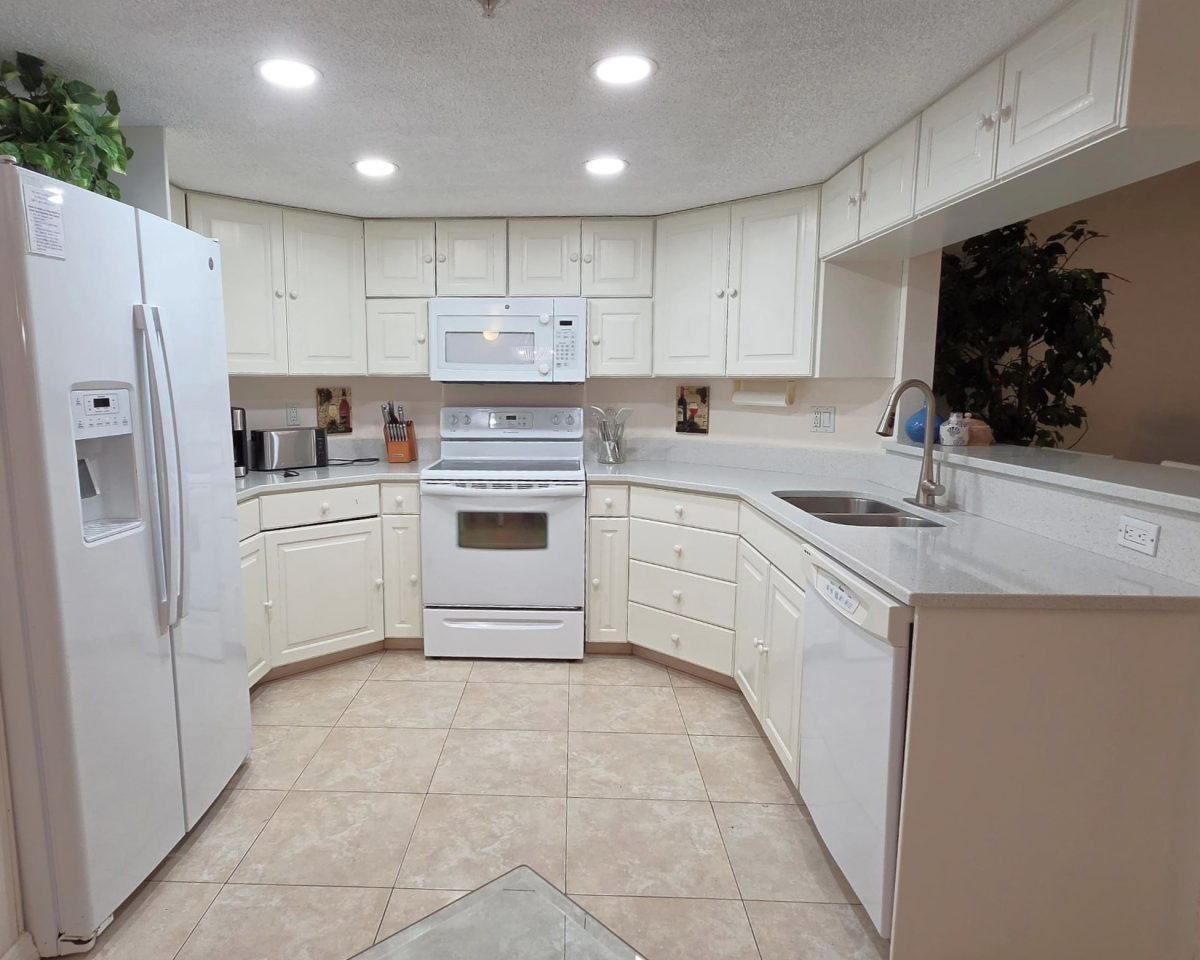 KITCHEN WITH NEW LIGHTS A